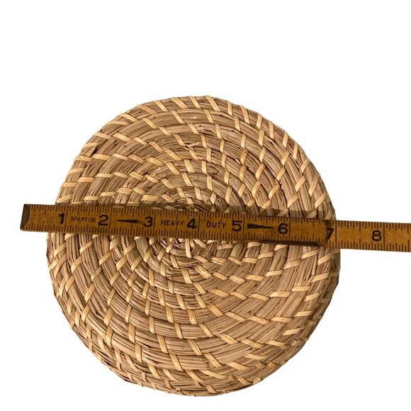 Woven Seagrass Basket With Lid - Picture 9 of 9